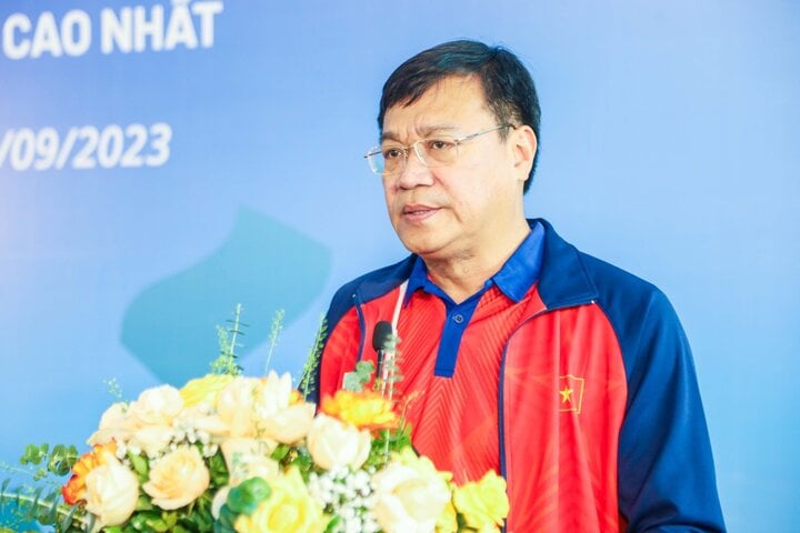 Trưởng đoàn thể thao Việt Nam Đặng Hà Việt