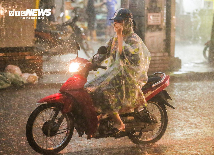 Đồng bằng Bắc Bộ và Trung Bộ nhiều nơi mưa to. (Ảnh minh hoạ: Ngô Nhung)