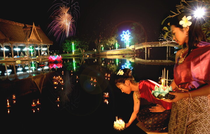 Lễ hội Loy Krathong.