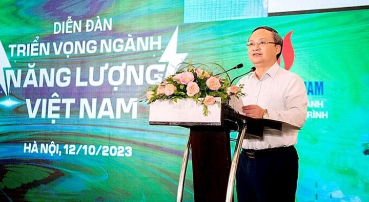 Ông Đỗ Tiến Sỹ, Ủy viên Trung ương Đảng, Tổng Giám đốc Đài Tiếng nói Việt Nam phát biểu tại diễn đàn "Triển vọng ngành năng lượng Việt Nam".