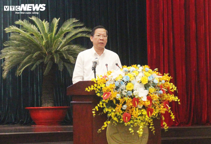 Chủ tịch UBND TP.HCM Phan Văn Mãi phát biểu tại Hội nghị sơ kết 3 năm thực hiện nghị quyết 131 của Quốc hội.