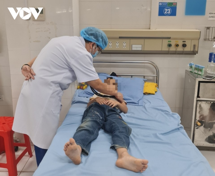 Cháu Th. đang được theo dõi, điều trị tại bệnh viện Đa khoa tỉnh Bắc Kạn