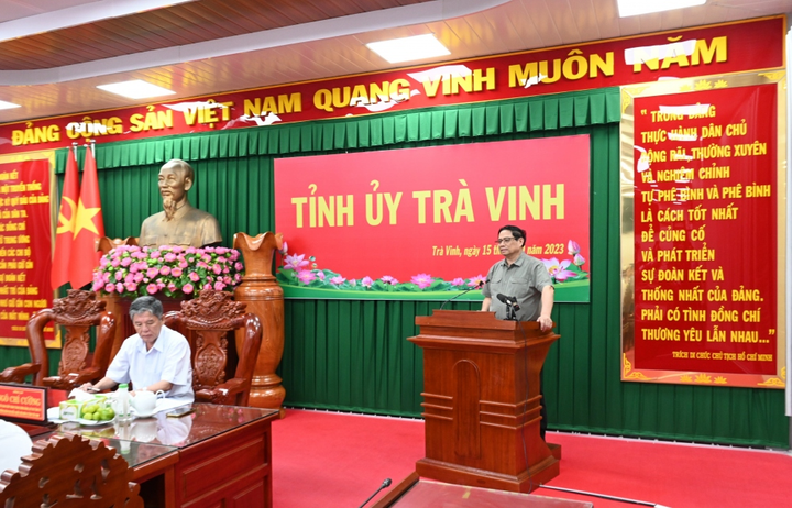 Thủ tướng Chính phủ Phạm Minh Chính làm việc với lãnh đạo tỉnh Trà Vinh.