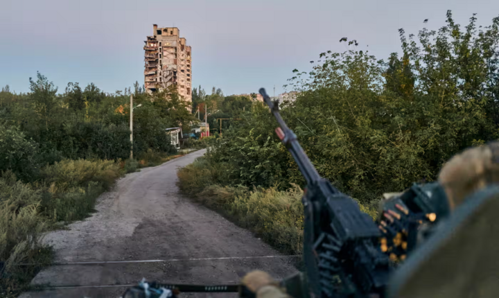 Một vị trí của Ukraine ở Avdiivka, thành phố ở vùng Donetsk đã bị lực lượng Nga tấn công trong tuần qua. (Ảnh: AP)