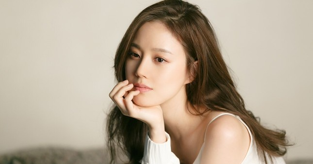 Moon Chae Won kiện những cư dân mạng bình luận ác ý về vấn đề vệ sinh cá nhân của cô.