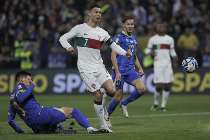 Ronaldo tiếp tục ghi bàn cho đội tuyển Bồ Đào Nha. (Ảnh: Getty Images)