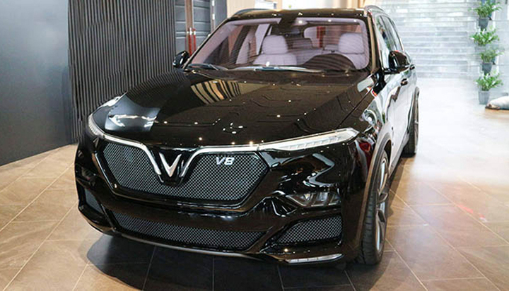 VinFast Lux V8 là một mẫu SUV cỡ lớn và cao cấp của hãng xe VinFast đến từ Việt Nam. (Ảnh: Anycar.vn)