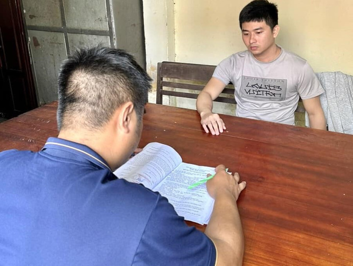 Lưu Văn Lực bị bắt giữ sau hơn 1 năm lẩn trốn. (Ảnh: C.A)