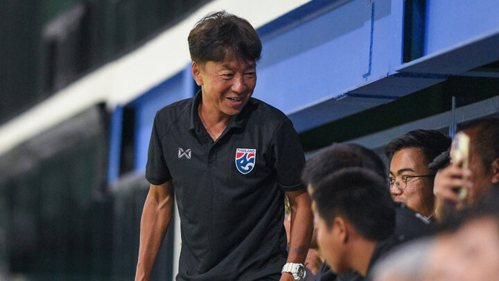 HLV Miura chia tay U20 Thái Lan.