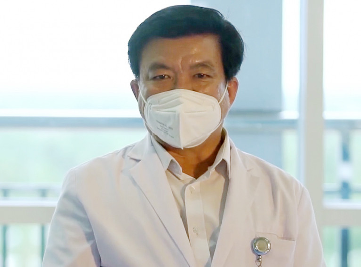 Ông Đoàn Văn Hùng, cựu Giám đốc Bệnh viện đa khoa Vĩnh Long. (Ảnh: E.X)