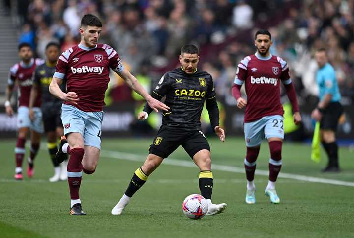 Aston Villa chạm trán West Ham tại Premier League