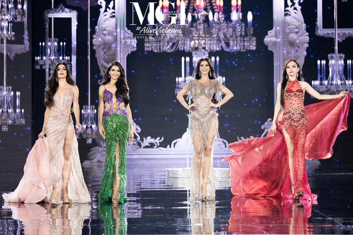 Tối 22/10, bán kết cuộc thi Miss Grand International diễn ra với phần tham dự tranh tài của gần 70 thí sinh đến từ nhiều quốc gia.