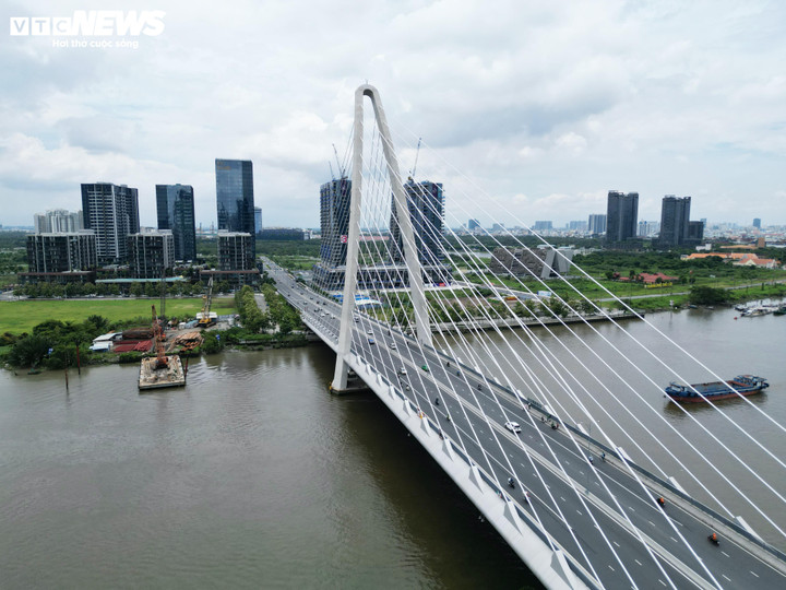 Thời tiết tại TP.HCM hôm nay 23/10, trời nắng, riêng chiều tối và tối có mưa rào ở một vài nơi.