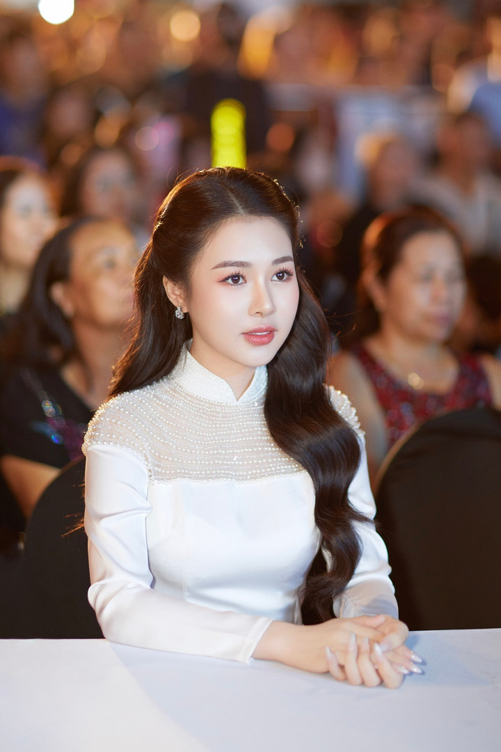 “Yêu thương trao đi là yêu thương giữ được mãi mãi".