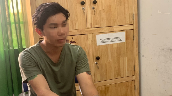 Triệu Minh Sang tại cơ quan công an.