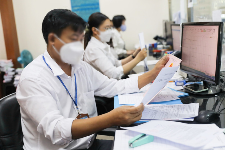 Luật Viên chức mới làm rõ các trường hợp chấm dứt hợp đồng làm việc đối với viên chức.