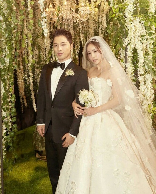 Taeyang kết hôn với diễn viên Min Hyo Rin năm 2018.