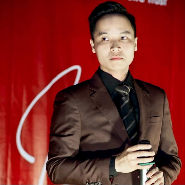 CEO Nguyễn Văn Quyết tìm ra con đường khởi nghiệp ít ai nghĩ đến, đó là tóc giả nam.