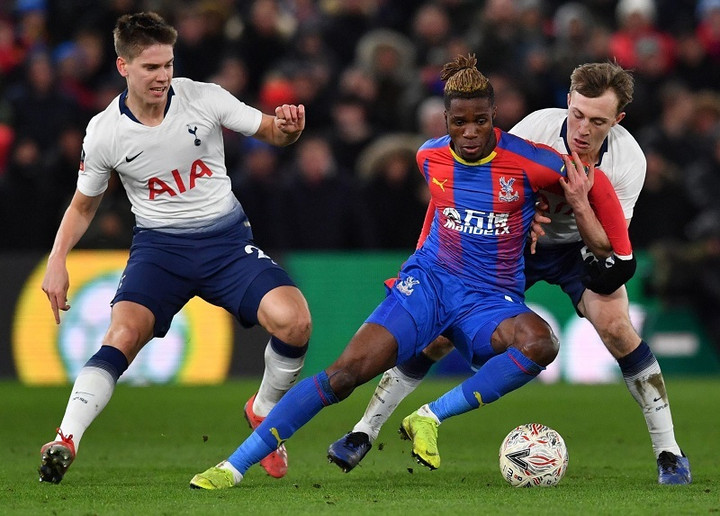 Crystal Palace chạm trán Tottenham tại giải Premier League