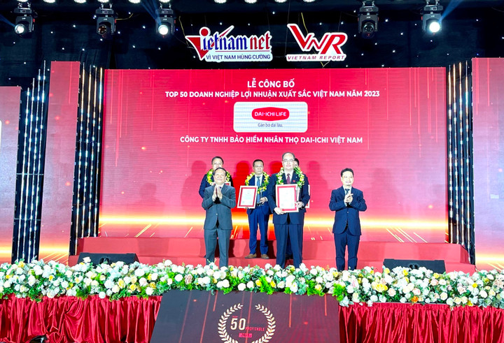 Dai-ichi Life Việt Nam lọt Top 50 Doanh nghiệp lợi nhuận xuất sắc Việt Nam - 1