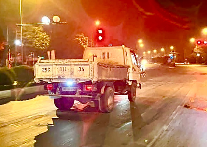 Tài xế Trần Thị Hoa điều khiển xe tải gây tai nạn.