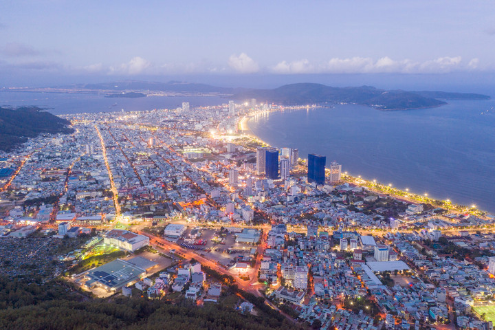 Quy Nhơn, Bình Định đang phát triển mạnh mẽ trong nhiều lĩnh vực.