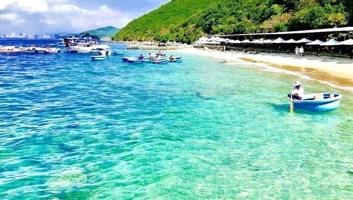 Hưởng trọn vẻ đẹp của thành phố biển với 8 tour Nha Trang trong ngày - 3