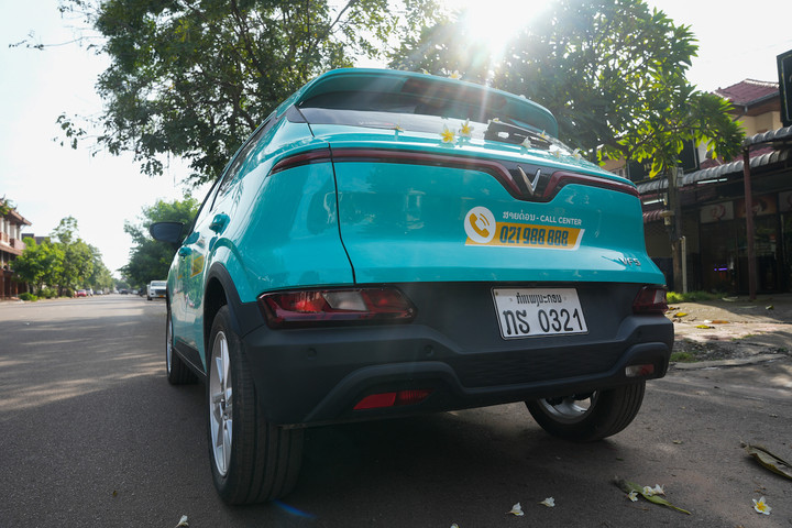 Ngắm trước dàn taxi điện Xanh SM sắp lăn bánh tại Lào - 10