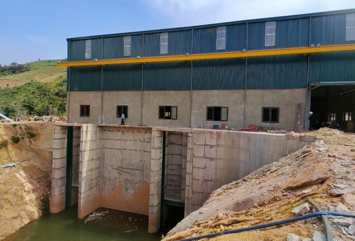 Chủ đầu tư nhà máy Thuỷ điện Đak Robaye bị phạt 147,5 triệu đồng.