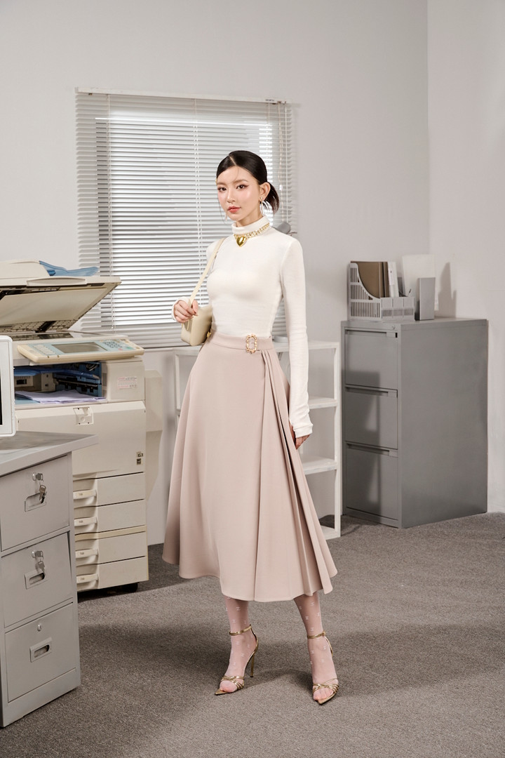 Giành ngôi vị Á quân The Face Vietnam 2023, Bâu Phương Vy ngày càng thể hiện sự tiến bộ với thần thái, cách tạo dáng chuyên nghiệp.