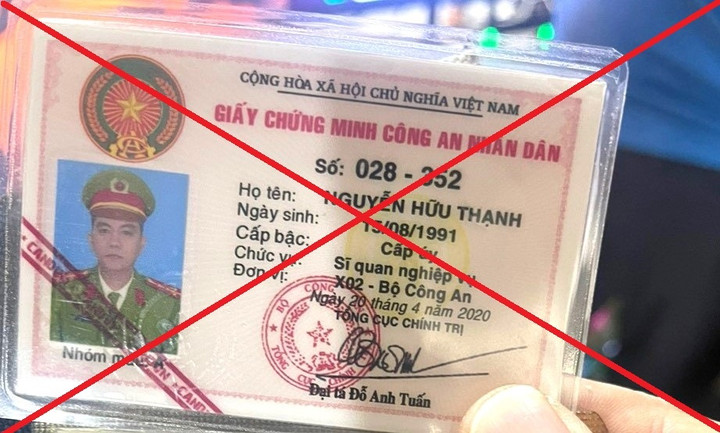 Chứng minh Công an nhân dân giả của Thạnh.