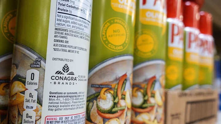 Các thành phầm chai xịt dầu của công ty lớn Conagra Brands.