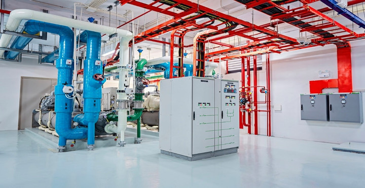 Riêng hệ thống máy phát điện dự phòng có thể vận hành liên tục không giới hạn số giờ chạy máy ở 100% tải định mức, có thể đóng tải 1 bước với 100% tải trong 10 giây theo tiêu chuẩn NFPA 110 level 1.