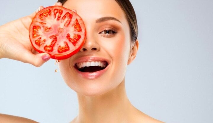 Cà chua có nhiều tác dụng tốt cho da.