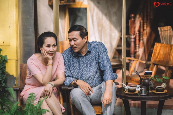 "Nhà bà ngoại rộng rãi nên tôi bàn với vợ về ở với bà".