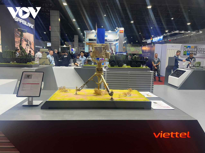 Một sản phẩm trưng bày tại gian hàng của Viettel.