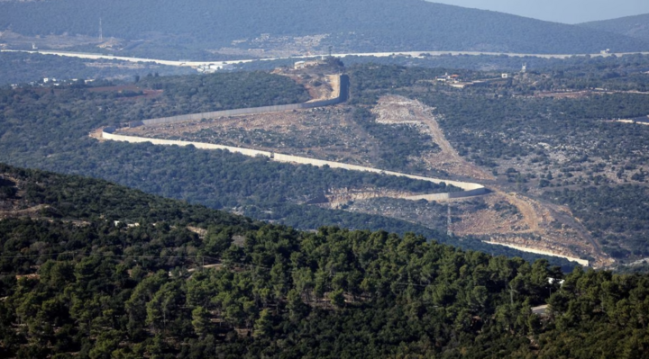 Toàn cảnh biên giới giữa Israel và Lebanon. (Ảnh: Reuters)