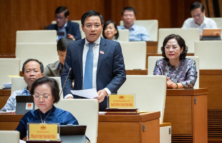 Bộ trưởng Bộ Giao thông Vận tải Nguyễn Văn Thắng. (Ảnh: quochoi.vn)