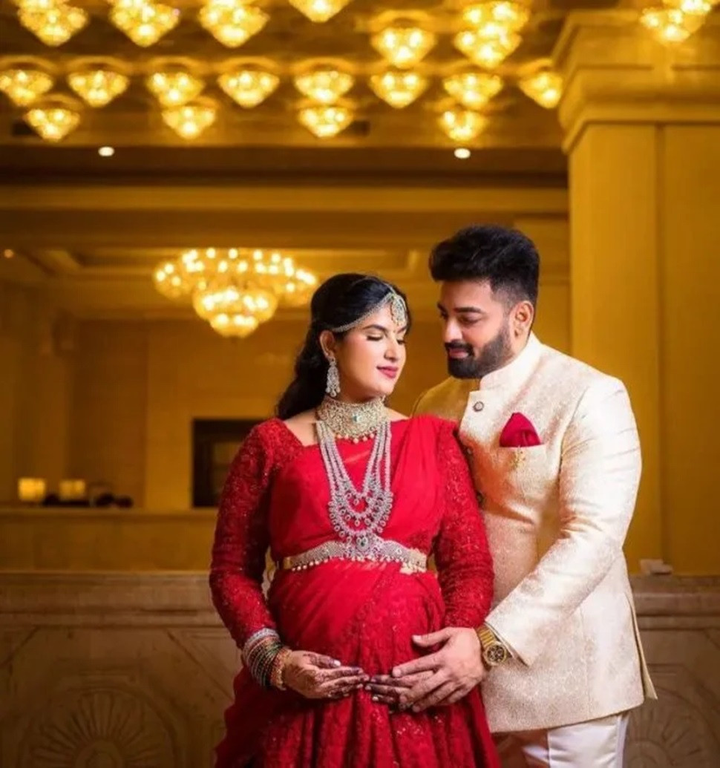 Cuộc hôn nhân của Priya được nhiều người ngưỡng mộ.