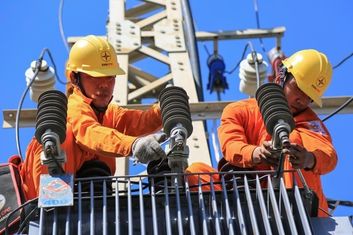Thủ tướng nhắc lại câu chuyện thiếu điện cục bộ ở miền Bắc vào cuối tháng 5, đầu tháng 6. (Ảnh minh họa: EVN)