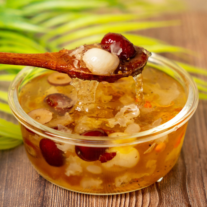 Nấu chè không khó, có ngay món chè hấp dẫn cùng MC Quyền Linh - 3