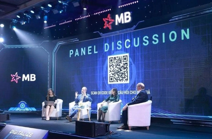 Hội thảo quốc tế "Digitalize to Revolutionize - Định hình nền kinh tế số tương lai".