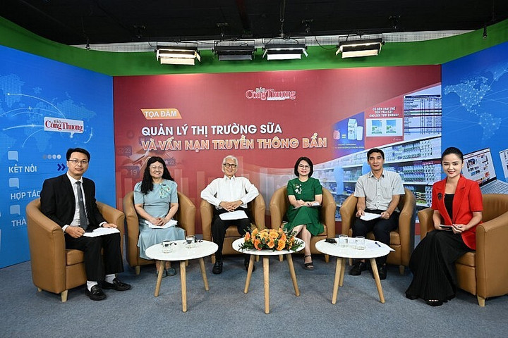 Các diễn giả tham gia tọa đàm. (Ảnh: Báo Công Thương)