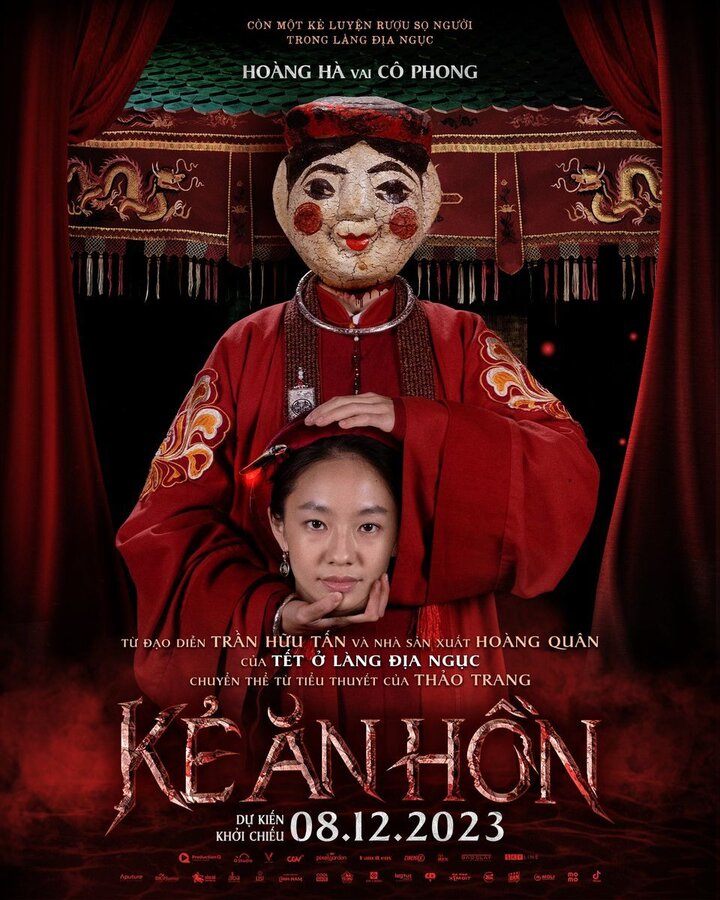 Hoàng Hà xuất hiện ám ảnh trong poster của phim.