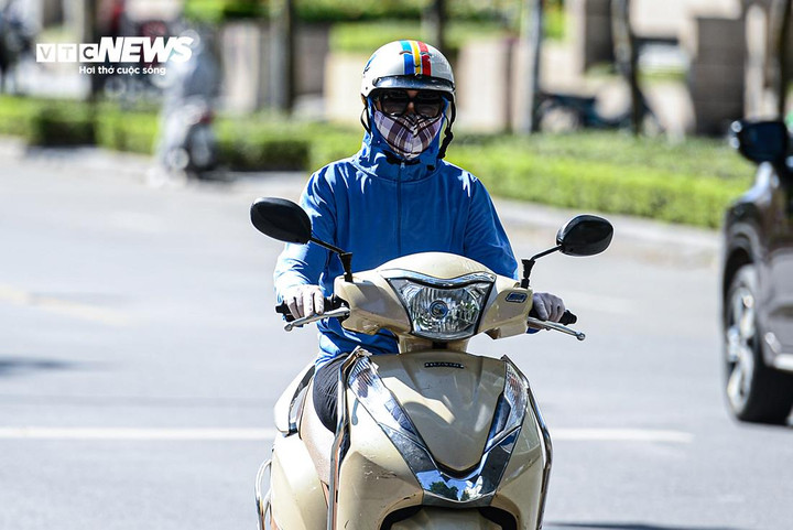 Ngày 11/11, miền Bắc tiếp tục nắng trên 30 độ C. (Ảnh minh hoạ: Đắc Huy)