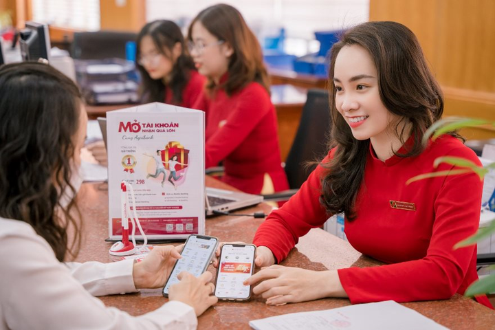 Agribank được xếp hạng nhà phát hành dài hạn mức BB, triển vọng tích cực - 1