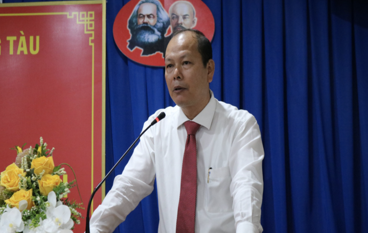 Cơ quan CSĐT Công an tỉnh Bà Rịa - Vũng Tàu khởi tố, cấm đi khỏi nơi cư trú đối với Giám đốc Sở Tài nguyên và Môi trường Nguyễn Văn Hải.