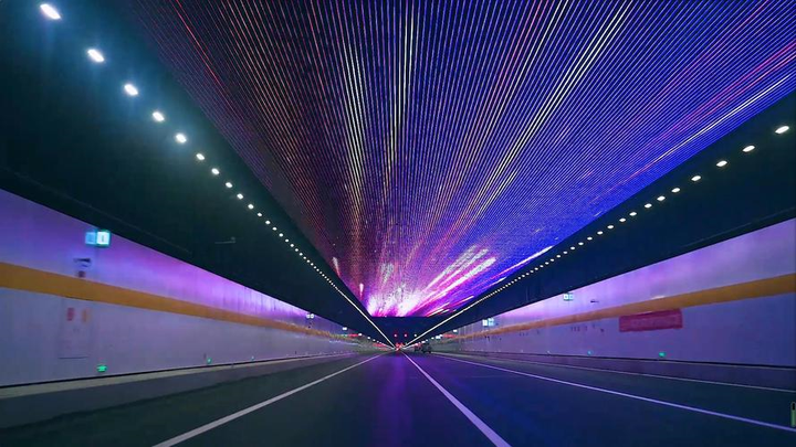 Hầm Thái Hồ còn được trang bị tín hiệu 5G, hệ thống định vị theo dõi đa mục tiêu, hệ thống phát hiện và cảnh báo sớm sự cố giao thông...