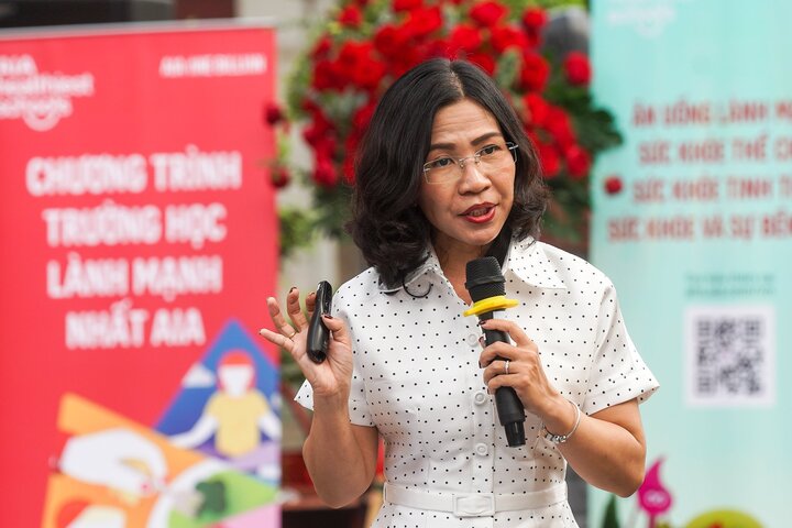Bà Lê Thị Hồng Anh, Phó Hiệu trưởng Trường THPT Võ Văn Kiệt (TP.HCM). (Ảnh: Phạm Nguyễn)