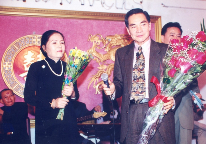 Thành Được và vợ cũ - nghệ sĩ Út Bạch Lan từng hội ngộ trong một show diễn tại Mỹ.